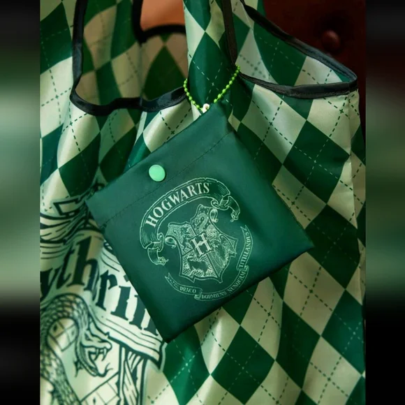 New Slytherin Harry Potter reusable/foldable bag - Picture 3 of 7